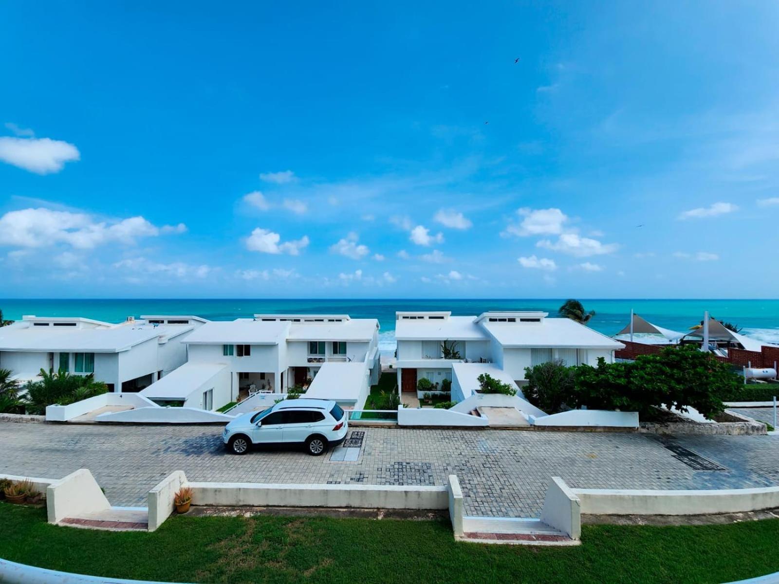 Beachfront Apartments カンクン エクステリア 写真