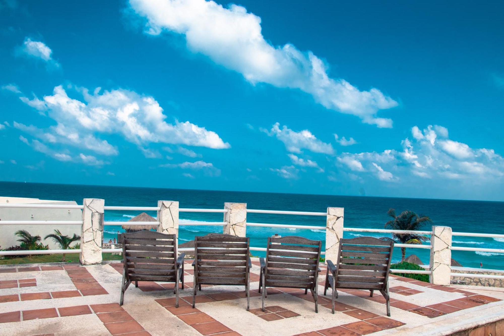 Beachfront Apartments カンクン エクステリア 写真