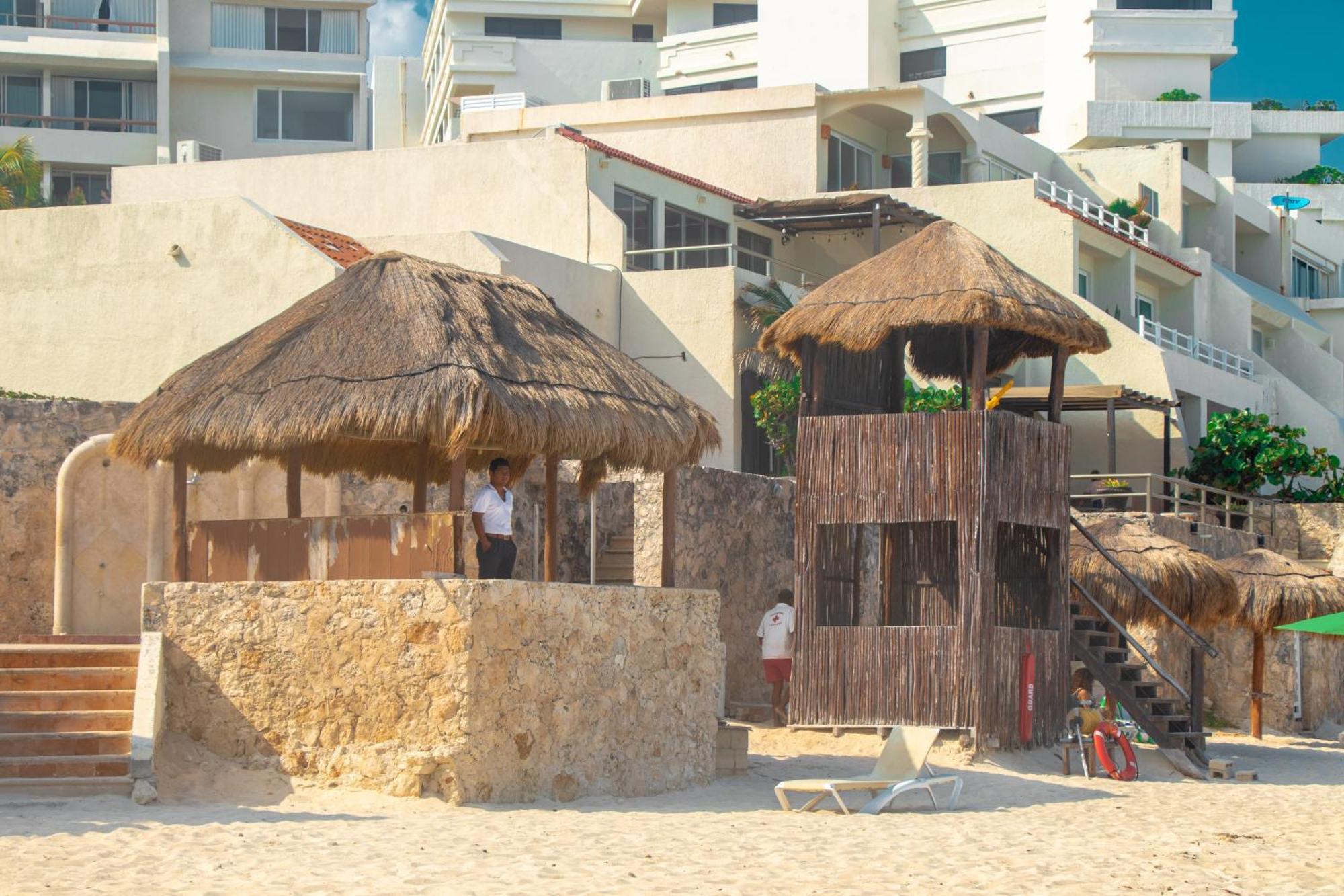 Beachfront Apartments カンクン エクステリア 写真
